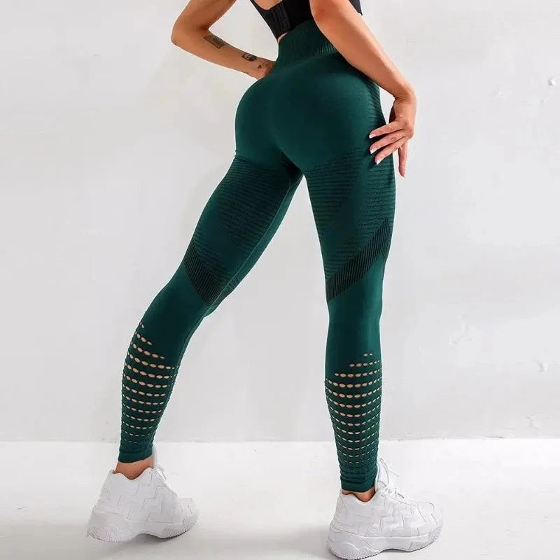 Dark green Women Fitness Leggings High Waist Seamless Leggings Sportswear featuring contour shading and ankle-length fit.